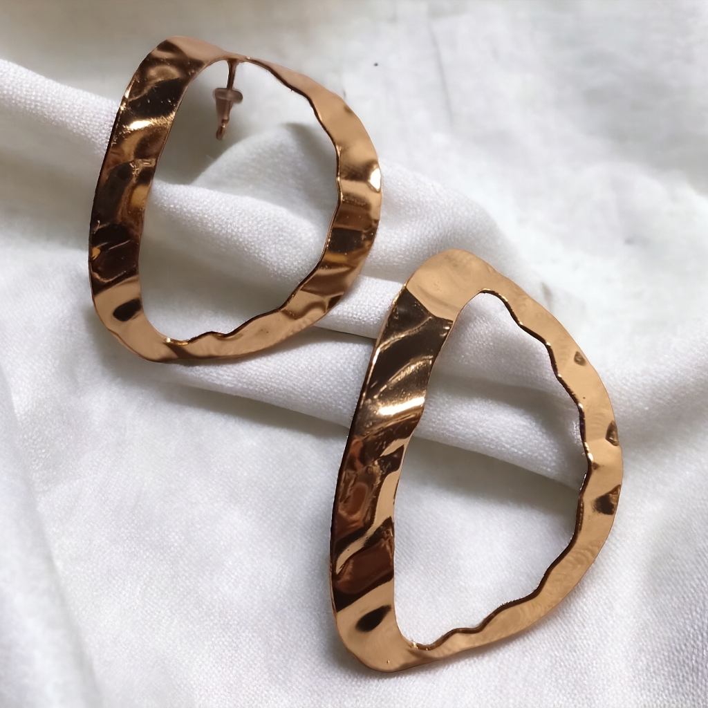 Light Brutalist Minimalist Hoops